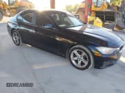 ✅ 2012 BMW 3 Series 328i • VIN: WBA3A5G57CNP17010 • Лот: 43485917. Опубликован ранее на IAAI с пробегом 153 937 миль. Бесплатный доступ к архиву аукционных продаж из США и подробный отчёт об истории автомобиля на DreamBid. Изображение 1.