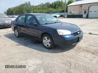 ✅ 2006 Chevrolet Malibu 2LT • VIN: 1G1ZT53896F145811 • Lot: 69817814. Wystawiony na Copart z przebiegiem 119 894 mil mil. Skorzystaj z bezpłatnego archiwum sprzedaży aukcyjnych z USA i zobacz szczegółowy raport historii pojazdu na DreamBid. Zdjęcie 4.