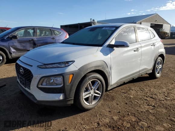 ✅ 2019 Hyundai Kona SE • VIN: KM8K1CAA2KU374101 • Лот: 70712853. Опубликован ранее на Copart с пробегом 66 287 миль. Бесплатный доступ к архиву аукционных продаж из США и подробный отчёт об истории автомобиля на DreamBid. Изображение 1.