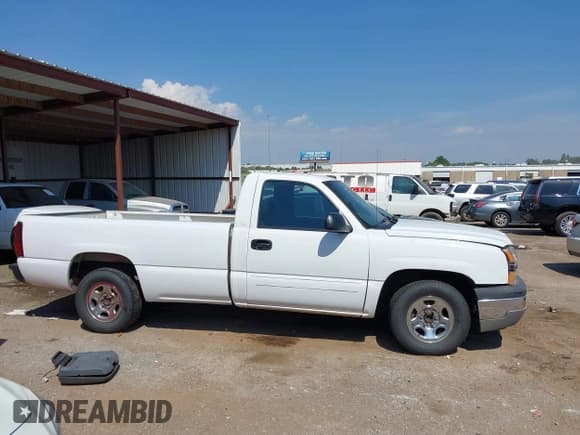 ✅ 2004 Chevrolet Silverado 1500 LS • VIN: 1GCEC14T74E402615 • Лот: 43250842. Опубликован ранее на IAAI с пробегом 232 334 миль. Бесплатный доступ к архиву аукционных продаж из США и подробный отчёт об истории автомобиля на DreamBid. Изображение 13.