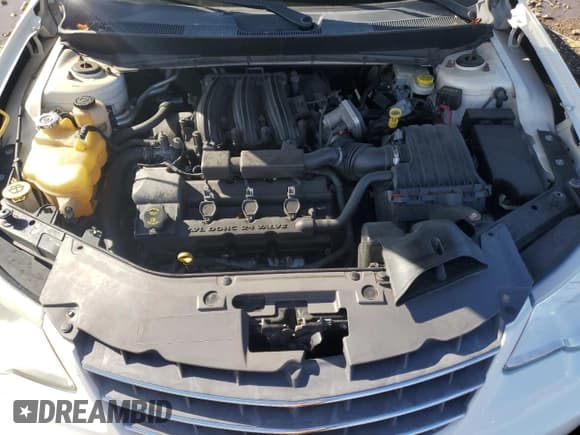 ✅ 2010 Chrysler Sebring Touring • VIN: 1C3BC5ED1AN187640 • Lot: 82230315. Listed on Copart with 159,763 mi. Free auction sales archive from the USA and detailed vehicle history report at DreamBid. Image 11.