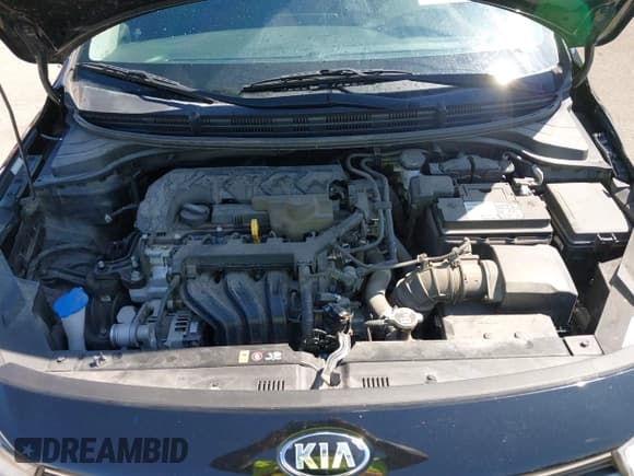 ✅ 2021 Kia Rio S • VIN: 3KPA24AD3ME364949 • Lot: 43272938. Listed on IAAI with 28,045 mi. Free auction sales archive from the USA and detailed vehicle history report at DreamBid. Image 10.