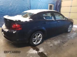 ✅ 2011 Dodge Avenger Heat • VIN: 1B3BD1FG9BN601762 • Лот: 86483334. Опубликован ранее на Copart с пробегом 60 722 миль. Бесплатный доступ к архиву аукционных продаж из США и подробный отчёт об истории автомобиля на DreamBid. Изображение 3.