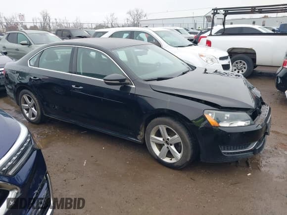 ✅ 2012 Volkswagen Passat SE • VIN: 1VWBH7A33CC048983 • Lot: 43736801. Listed on IAAI with 178,197 mi. Free auction sales archive from the USA and detailed vehicle history report at DreamBid. Image 1.