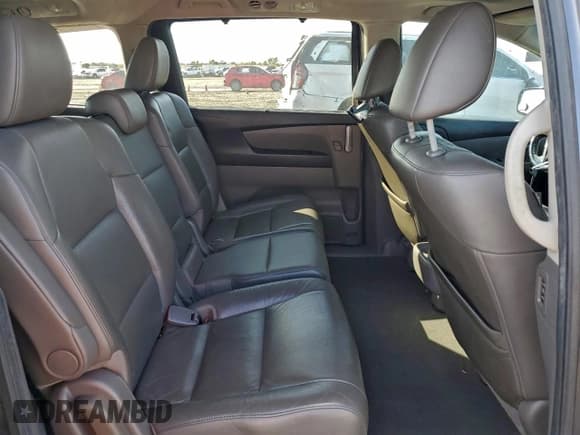 ✅ 2013 Honda Odyssey EX-L • VIN: 5FNRL5H63DB018973 • Lot: 96495415. Listed on Copart with 205,548 mi. Free auction sales archive from the USA and detailed vehicle history report at DreamBid. Image 11.