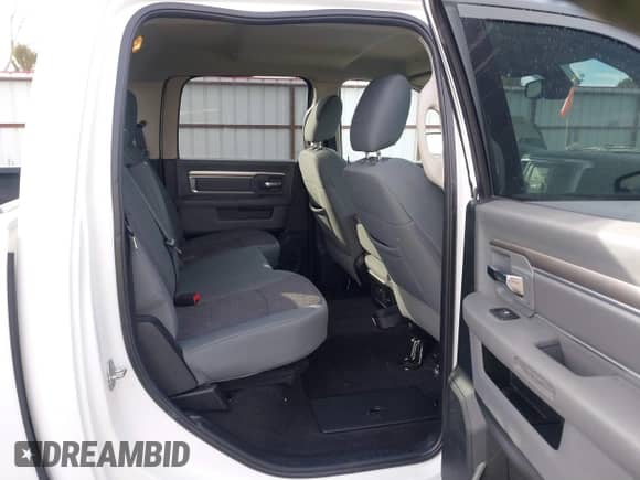 2017 Ram 1500 SLT с VIN 1C6RR7LT1HS693955, выставлен на аукционе IAAI как лот 41787927 с пробегом 97 111 миль миль и . История ставок и продаж доступна на DreamBid. Изображение 8.