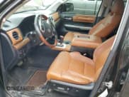 ✅ 2018 Toyota Tundra SR5 • VIN: 5TFAY5F18JX696495 • Лот: 85485455. Опубликован ранее на Copart с пробегом Не указан. Бесплатный доступ к архиву аукционных продаж из США и подробный отчёт об истории автомобиля на DreamBid. Изображение 7.