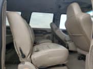 ✅ 2005 Ford Excursion Limited • VIN: 1FMNU42P35EA84476 • Lot: 42240045. Wystawiony na Copart z przebiegiem Nie podano. Bezpłatny archiwum sprzedaży aukcyjnych z USA i szczegółowy raport historii pojazdu na DreamBid. Zdjęcie 11.