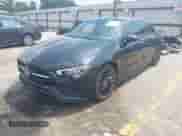 2023 Mercedes-Benz CLA 250 с VIN W1K5J4GB5PN377699, выставлен на аукционе IAAI как лот 42981069 с пробегом 24 190 миль миль и . История ставок и продаж доступна на DreamBid. Изображение 2.