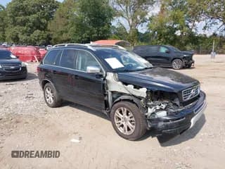 ✅ 2014 Volvo XC90 • VIN: YV4952CYXE1687766 • Lot: 43255108. Wystawiony na IAAI z przebiegiem 99 332 mil. Bezpłatny archiwum sprzedaży aukcyjnych z USA i szczegółowy raport historii pojazdu na DreamBid. Zdjęcie 1.