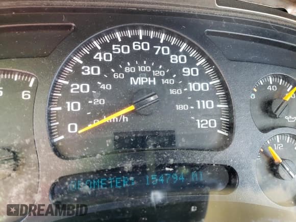 ✅ 2005 Chevrolet Silverado 1500 LS • VIN: 2GCEK13T551381741 • Lot: 93079435. Listed on Copart with 154,794 mi. Free auction sales archive from the USA and detailed vehicle history report at DreamBid. Image 9.