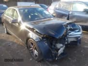 ✅ 2013 Mercedes-Benz C 300 Sport • VIN: WDDGF8ABXDR242135 • Lot: 43650458. Wystawiony na IAAI z przebiegiem 151 441 mil. Bezpłatny archiwum sprzedaży aukcyjnych z USA i szczegółowy raport historii pojazdu na DreamBid. Zdjęcie 1.