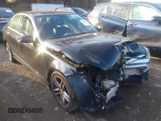 ✅ 2013 Mercedes-Benz C 300 Sport • VIN: WDDGF8ABXDR242135 • Lot: 43650458. Wystawiony na IAAI z przebiegiem 151 441 mil. Bezpłatny archiwum sprzedaży aukcyjnych z USA i szczegółowy raport historii pojazdu na DreamBid. Zdjęcie 1.