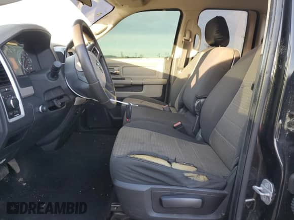 2009 Dodge 1500 SLT z VIN 1D3HV18P99S815754, wystawiony jako Copart lot #79636474 z przebiegiem 172 691 mil mil oraz Szkoda całkowita • Salvage title. Historia ofert i sprzedaży dostępna na DreamBid. Obrazek 7.