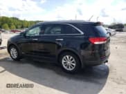 ✅ 2017 Kia Sorento LX • VIN: 5XYPGDA52HG291358 • Лот: 70687625. Опубликован ранее на Copart с пробегом 99 036 миль. Бесплатный доступ к архиву аукционных продаж из США и подробный отчёт об истории автомобиля на DreamBid. Изображение 2.