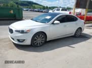 ✅ 2016 Kia Cadenza Premium • VIN: KNALN4D7XG5217952 • Lot: 42621423. Wystawiony na IAAI z przebiegiem 207 226 mil. Bezpłatny archiwum sprzedaży aukcyjnych z USA i szczegółowy raport historii pojazdu na DreamBid. Zdjęcie 2.