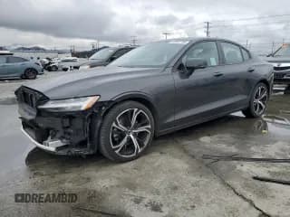 ✅ 2024 Volvo S60 Ultimate Dark Theme • VIN: 7JRL12TM8RG300086 • Lot: 43967795. Wystawiony na Copart z przebiegiem 17 675 mil. Bezpłatny archiwum sprzedaży aukcyjnych z USA i szczegółowy raport historii pojazdu na DreamBid. Zdjęcie 1.