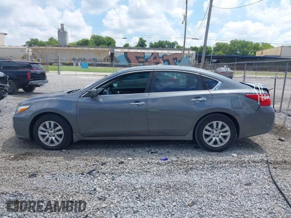✅ 2017 Nissan Altima SR • VIN: 1N4AL3AP9HC249924 • Lot: 42822247. Wystawiony na IAAI z przebiegiem 86 428 mil. Bezpłatny archiwum sprzedaży aukcyjnych z USA i szczegółowy raport historii pojazdu na DreamBid. Zdjęcie 14.