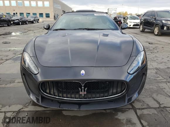 ✅ 2013 Maserati GranTurismo Sport • VIN: ZAM45VMA9D0075168 • Lot: 72382834. Wystawiony na Copart z przebiegiem 38 666 mil. Bezpłatny archiwum sprzedaży aukcyjnych z USA i szczegółowy raport historii pojazdu na DreamBid. Zdjęcie 5.