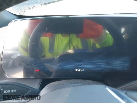 2025 Chevrolet Equinox FWD LT с VIN 3GNAXHEG1SL140298, выставлен на аукционе IAAI как лот 41801742 с пробегом 3 640 миль миль и . История ставок и продаж доступна на DreamBid. Изображение 7.