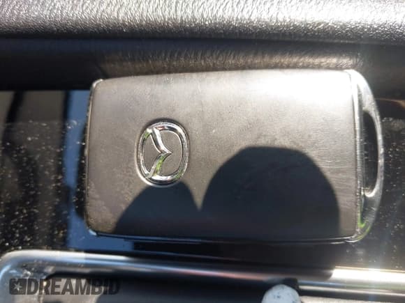 ✅ 2025 Mazda CX-5 S Select • VIN: JM3KFBBL1S0597924 • Lot: 43170807. Listed on IAAI with 6,902 mi. Free auction sales archive from the USA and detailed vehicle history report at DreamBid. Image 11.