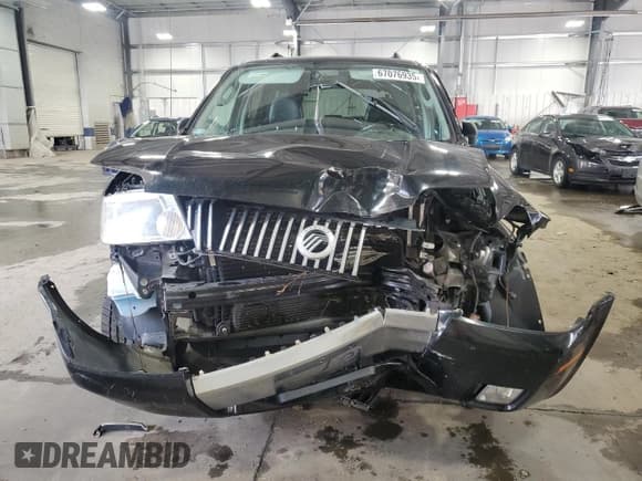 ✅ 2007 Mercury Mariner Luxury • VIN: 4M2YU91137KJ17468 • Lot: 67076935. Listed on Copart with 112,993 mi. Free auction sales archive from the USA and detailed vehicle history report at DreamBid. Image 5.