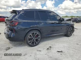 ✅ 2022 BMW X3 M • VIN: 5YM13EC06N9L22513 • Lot: 72764094. Wystawiony na Copart z przebiegiem Nie podano. Bezpłatny archiwum sprzedaży aukcyjnych z USA i szczegółowy raport historii pojazdu na DreamBid. Zdjęcie 3.