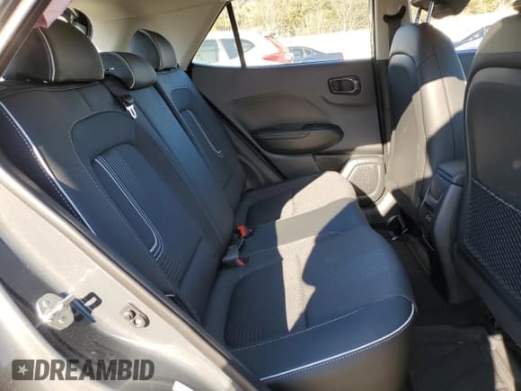 ✅ 2024 Hyundai Venue Limited • VIN: KMHRC8A38RU325096 • Lot: 89403145. Listed on Copart with 1,588 mi. Free auction sales archive from the USA and detailed vehicle history report at DreamBid. Image 11.