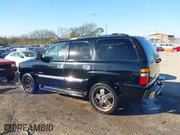 ✅ 2005 GMC Yukon SLT • VIN: 1GKEC13T25J151887 • Lot: 43663000. Listed on IAAI with 224,430 mi. Free auction sales archive from the USA and detailed vehicle history report at DreamBid. Image 13.