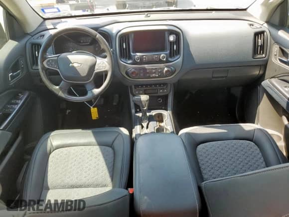 2020 Chevrolet Colorado 2WD Z71 z VIN 1GCGSDEN3L1226598, wystawiony jako Copart lot #57973175 z przebiegiem 68 351 mil mil oraz Szkoda całkowita • Salvage title. Historia ofert i sprzedaży dostępna na DreamBid. Obrazek 8.