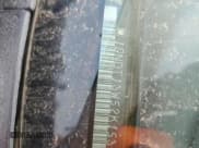 ✅ 2002 Chevrolet Blazer LS • VIN: 1GNDT13W52K153132 • Lot: 59196505. Wystawiony na Copart z przebiegiem 180 251 mil. Bezpłatny archiwum sprzedaży aukcyjnych z USA i szczegółowy raport historii pojazdu na DreamBid. Zdjęcie 13.