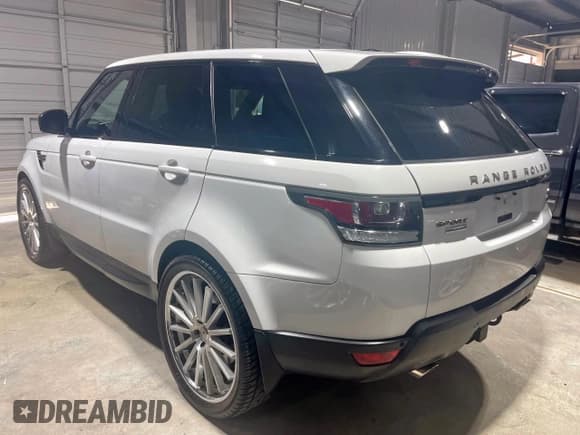 ✅ 2014 Land Rover Range Rover Sport Supercharged • VIN: SALWR2EF3EA325907 • Lot: 57130125. Wystawiony na Copart z przebiegiem 110 670 mil. Bezpłatny archiwum sprzedaży aukcyjnych z USA i szczegółowy raport historii pojazdu na DreamBid. Zdjęcie 3.