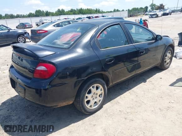 ✅ 2005 Dodge Neon SXT • VIN: 1B3ES56C05D136905 • Lot: 42793202. Wystawiony na IAAI z przebiegiem 75 502 mil mil. Skorzystaj z bezpłatnego archiwum sprzedaży aukcyjnych z USA i zobacz szczegółowy raport historii pojazdu na DreamBid. Zdjęcie 4.