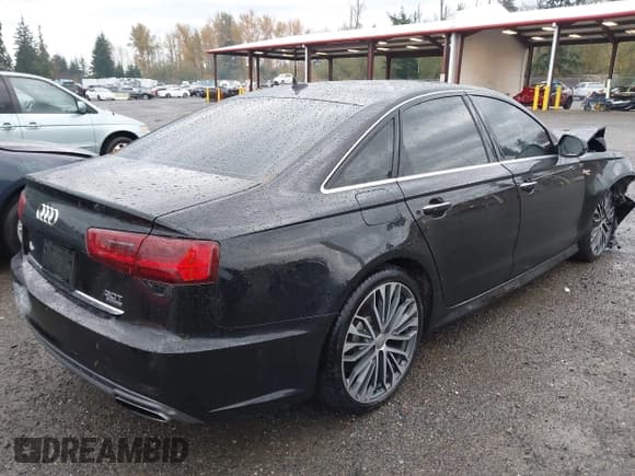 ✅ 2016 Audi A6 Prestige • VIN: WAUHGAFC5GN013827 • Лот: 43693744. Опубликован ранее на IAAI с пробегом 47 484 миль. Бесплатный доступ к архиву аукционных продаж из США и подробный отчёт об истории автомобиля на DreamBid. Изображение 4.