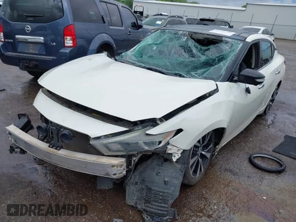 ✅ 2018 Nissan Maxima SV • VIN: 1N4AA6AP3JC369358 • Лот: 42152045. Опубликован ранее на IAAI с пробегом 103 142 миль. Бесплатный доступ к архиву аукционных продаж из США и подробный отчёт об истории автомобиля на DreamBid. Изображение 2.