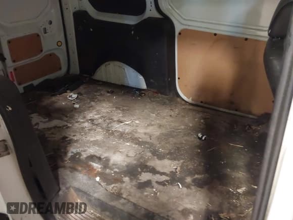 ✅ 2017 Ford Transit Connect XL • VIN: NM0LS7E70H1310481 • Lot: 43538274. Listed on IAAI with 147,117 mi. Free auction sales archive from the USA and detailed vehicle history report at DreamBid. Image 8.