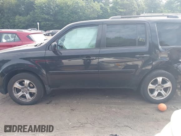 ✅ 2014 Honda Pilot EX-L • VIN: 5FNYF4H63EB023332 • Lot: 42931279. Listed on IAAI with 169,523 mi. Free auction sales archive from the USA and detailed vehicle history report at DreamBid. Image 14.