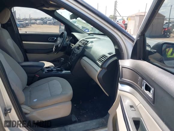 ✅ 2018 Ford Explorer • VIN: 1FM5K7B83JGB99710 • Lot: 42787264. Wystawiony na IAAI z przebiegiem 119 765 mil. Bezpłatny archiwum sprzedaży aukcyjnych z USA i szczegółowy raport historii pojazdu na DreamBid. Zdjęcie 5.