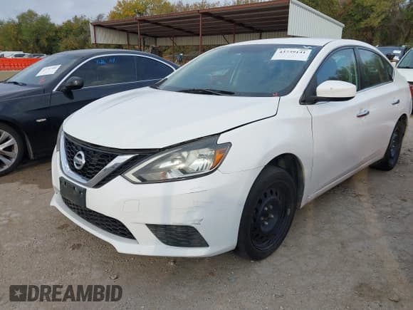 ✅ 2017 Nissan Sentra S • VIN: 3N1AB7AP1HY289929 • Лот: 43739141. Опубликован ранее на IAAI с пробегом 139 885 миль. Бесплатный доступ к архиву аукционных продаж из США и подробный отчёт об истории автомобиля на DreamBid. Изображение 2.
