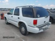 ✅ 1998 GMC Jimmy SLS • VIN: 1GKCS13W3W2558763 • Лот: 43211213. Опубликован ранее на IAAI с пробегом 118 627 миль. Бесплатный доступ к архиву аукционных продаж из США и подробный отчёт об истории автомобиля на DreamBid. Изображение 3.