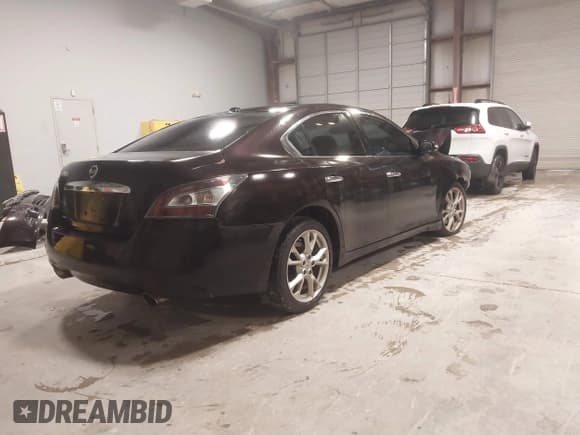 ✅ 2012 Nissan Maxima SV • VIN: 1N4AA5AP2CC837979 • Lot: 43498810. Listed on IAAI with 147,647 mi. Free auction sales archive from the USA and detailed vehicle history report at DreamBid. Image 4.