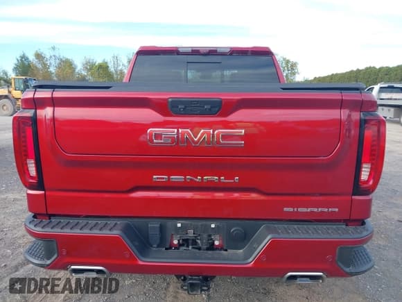 ✅ 2023 GMC Sierra 1500 Denali • VIN: 1GTUUGEL5PZ334189 • Лот: 43324853. Опубликован ранее на IAAI с пробегом 21 942 миль. Бесплатный доступ к архиву аукционных продаж из США и подробный отчёт об истории автомобиля на DreamBid. Изображение 17.