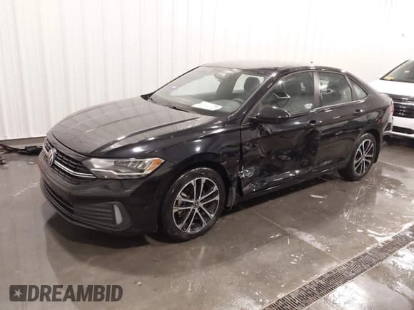 ✅ 2022 Volkswagen Jetta Sport • VIN: 3VWBM7BU1NM026310 • Lot: 43531743. Listed on IAAI with 20,389 mi. Free auction sales archive from the USA and detailed vehicle history report at DreamBid. Image 18.