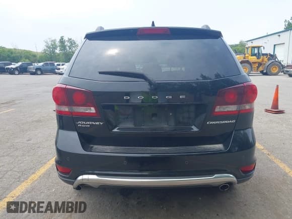 ✅ 2016 Dodge Journey Crossroad Plus • VIN: 3C4PDDGG2GT192077 • Lot: 42497355. Listed on IAAI with 221,127 mi. Free auction sales archive from the USA and detailed vehicle history report at DreamBid. Image 16.