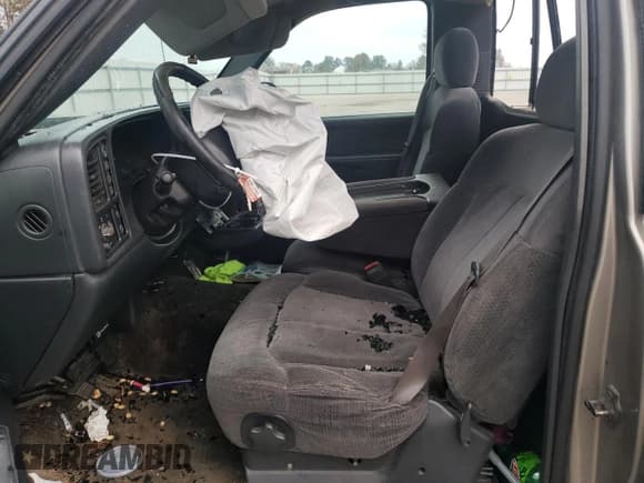 ✅ 1999 Chevrolet Silverado 1500 • VIN: 1GCEK14T7XE161453 • Лот: 81140904. Опубликован ранее на Copart с пробегом Не указан. Бесплатный доступ к архиву аукционных продаж из США и подробный отчёт об истории автомобиля на DreamBid. Изображение 11.