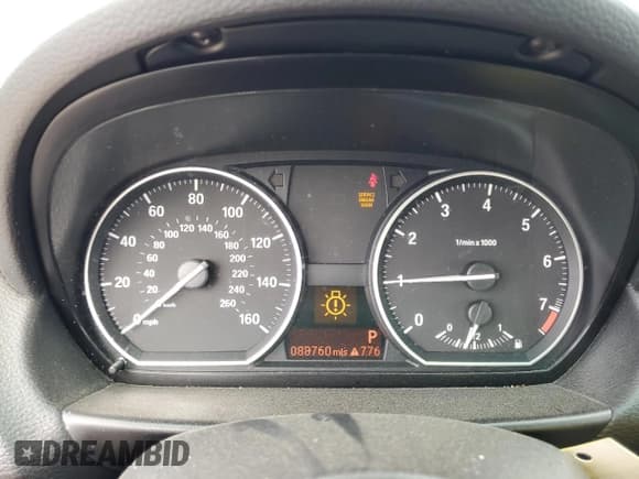 ✅ 2012 BMW 1 Series 128i • VIN: WBAUP9C59CVL91758 • Lot: 53908995. Listed on Copart with 88,760 mi. Free auction sales archive from the USA and detailed vehicle history report at DreamBid. Image 9.