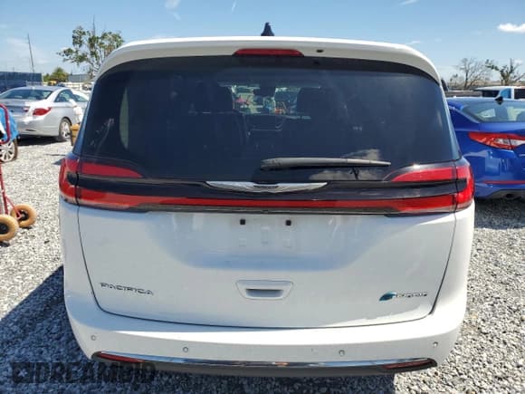 ✅ 2023 Chrysler Pacifica Hybrid Touring L • VIN: 2C4RC1L74PR558768 • Lot: 61407555. Listed on Copart with 70,387 mi. Free auction sales archive from the USA and detailed vehicle history report at DreamBid. Image 6.