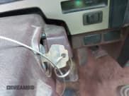 ✅ 1990 Nissan Hardbody • VIN: 1N6HD16S2LC394462 • Lot: 42623095. Wystawiony na IAAI z przebiegiem 411 846 mil. Bezpłatny archiwum sprzedaży aukcyjnych z USA i szczegółowy raport historii pojazdu na DreamBid. Zdjęcie 11.