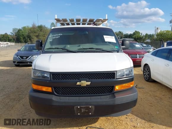 ✅ 2021 Chevrolet Express Cargo • VIN: 1GCWGAFP4M1181314 • Lot: 43277199. Listed on IAAI with 46,867 mi. Free auction sales archive from the USA and detailed vehicle history report at DreamBid. Image 12.