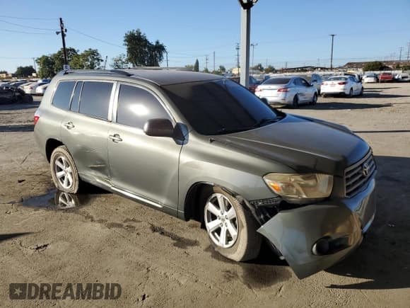 ✅ 2010 Toyota Highlander • VIN: 5TDZK3EHXAS004931 • Lot: 92054095. Listed on Copart with 224,945 mi. Free auction sales archive from the USA and detailed vehicle history report at DreamBid. Image 4.